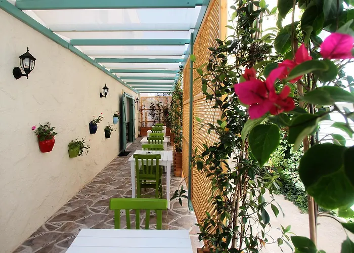 Alya Mou Butik Hotel